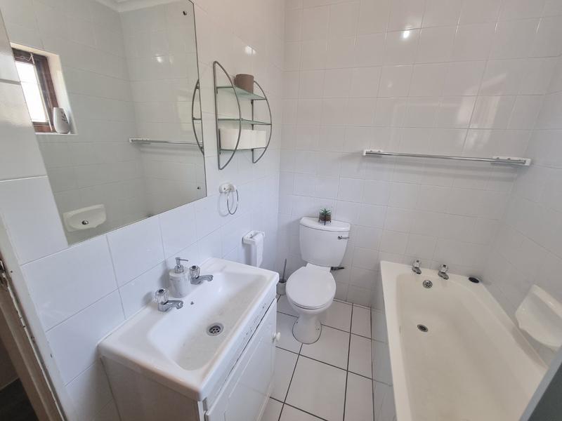 2 Bedroom Property for Sale in Tijgerhof Western Cape